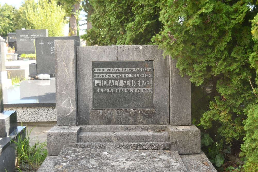 Grave of a Polish officer in Mirogoj cemetery