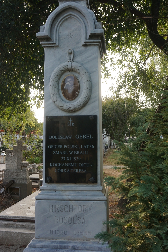 Grób internowanego polskiego podoficera z 1939 r. na cmentarzu katolickim przy Calea Galați