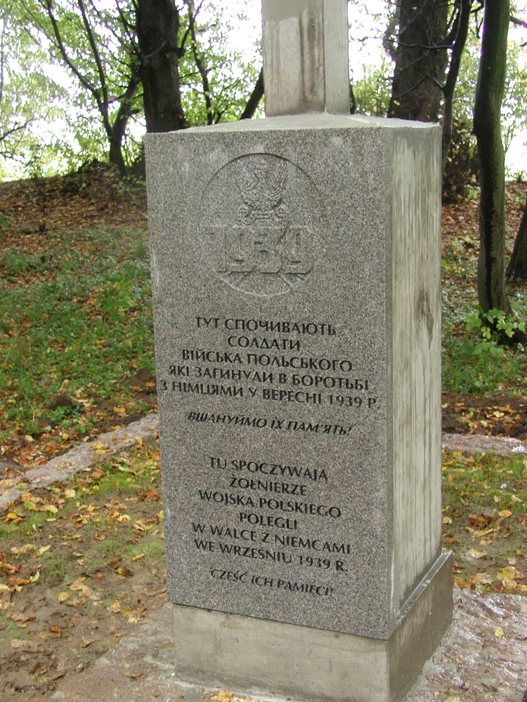 Grave of Polish Army soldiers killed in September 1939.