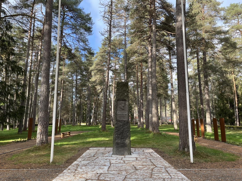 Miejsce spoczynku Polaka - niemieckiego jeńca wojennego na cmentarzu wojennym