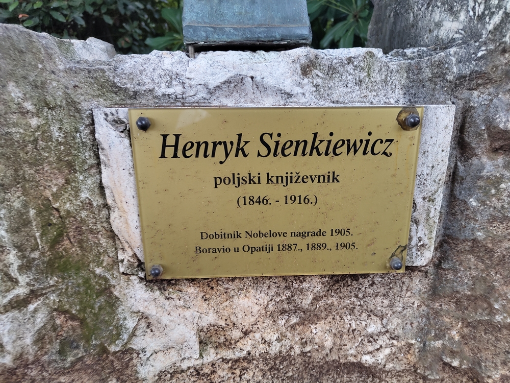 Fotografia przedstawiająca Bust of Henryk Sienkiewicz in Opatija (Croatia)