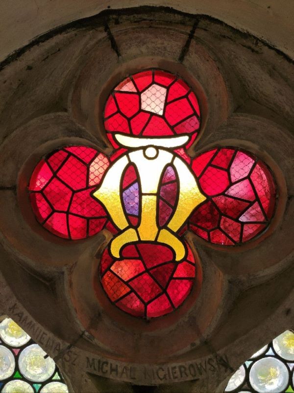 Fotografia przedstawiająca Konserwacja okien witrażowych w kościele  pw. św. Bartłomieja w Drohobyczu (Ukraina)