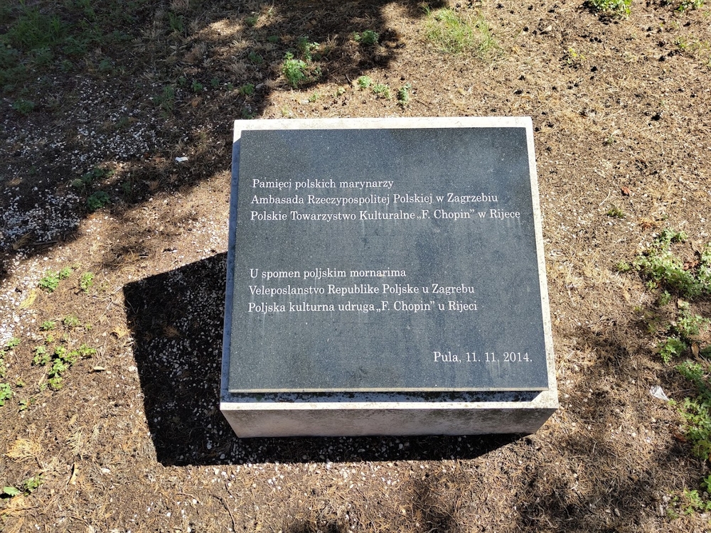 Fotografia przedstawiająca Commemorative plaques to Polish sailors in Rijeka and Pula