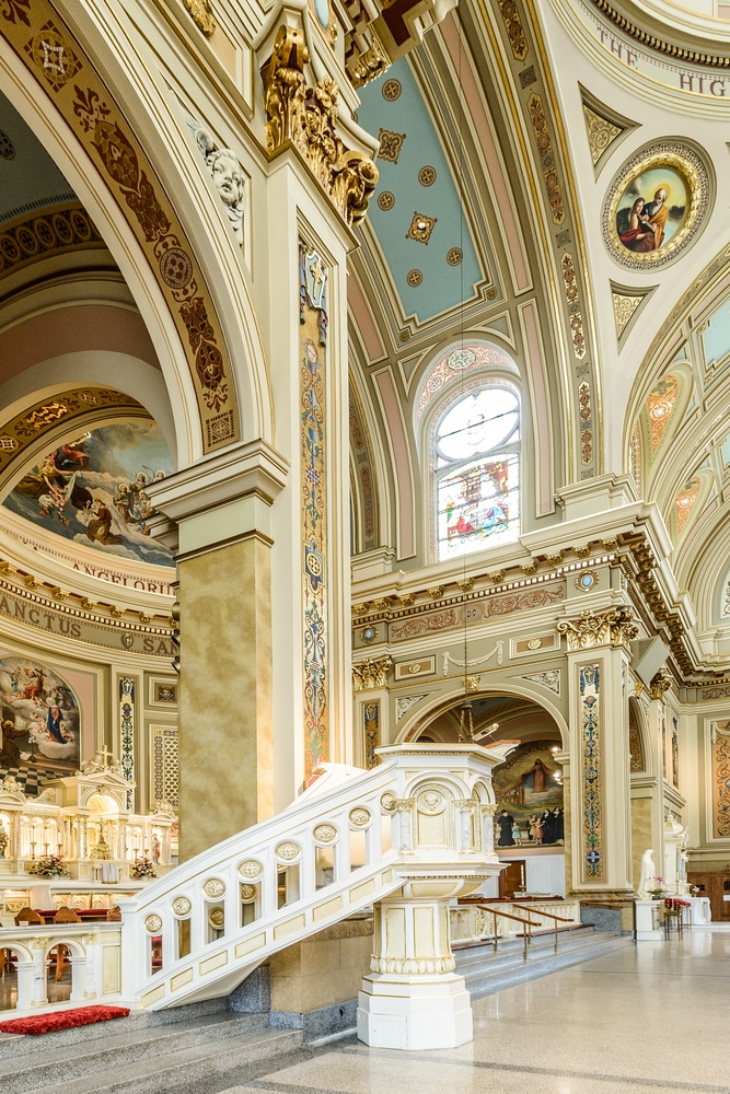 Fotografia przedstawiająca Church of St. Mary of the Angels in Chicago