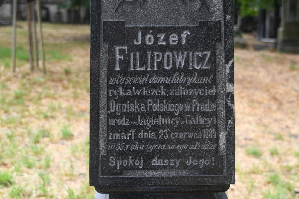 Fotografia przedstawiająca Tombstone of Jozef Filipovich in Olšany Cemetery in Prague