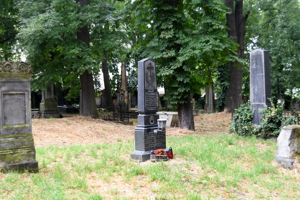 Photo montrant Tombstone of Jozef Filipovich in Olšany Cemetery in Prague