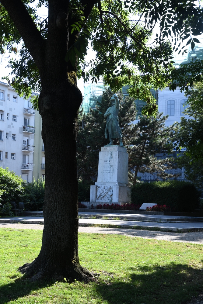 Photo montrant Monument to General Joseph Bem in Budapest