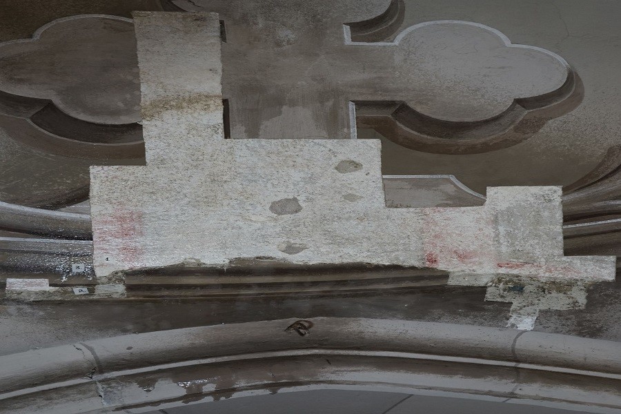 Fotografia przedstawiająca Prace konserwatorskie kruchty zachodniej w Katedrze Lwowskiej Obrządku Łacińskiego