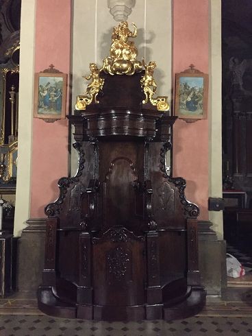 Fotografia przedstawiająca Conservation of two 18th-century wooden confessionals in the Latin Rite Cathedral of Lviv (Phase III)