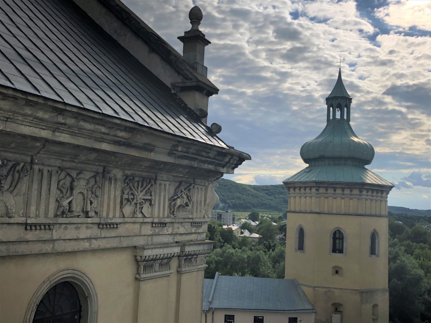 Photo montrant Conservation work on Polish monuments in Zhovkva (stage VI)