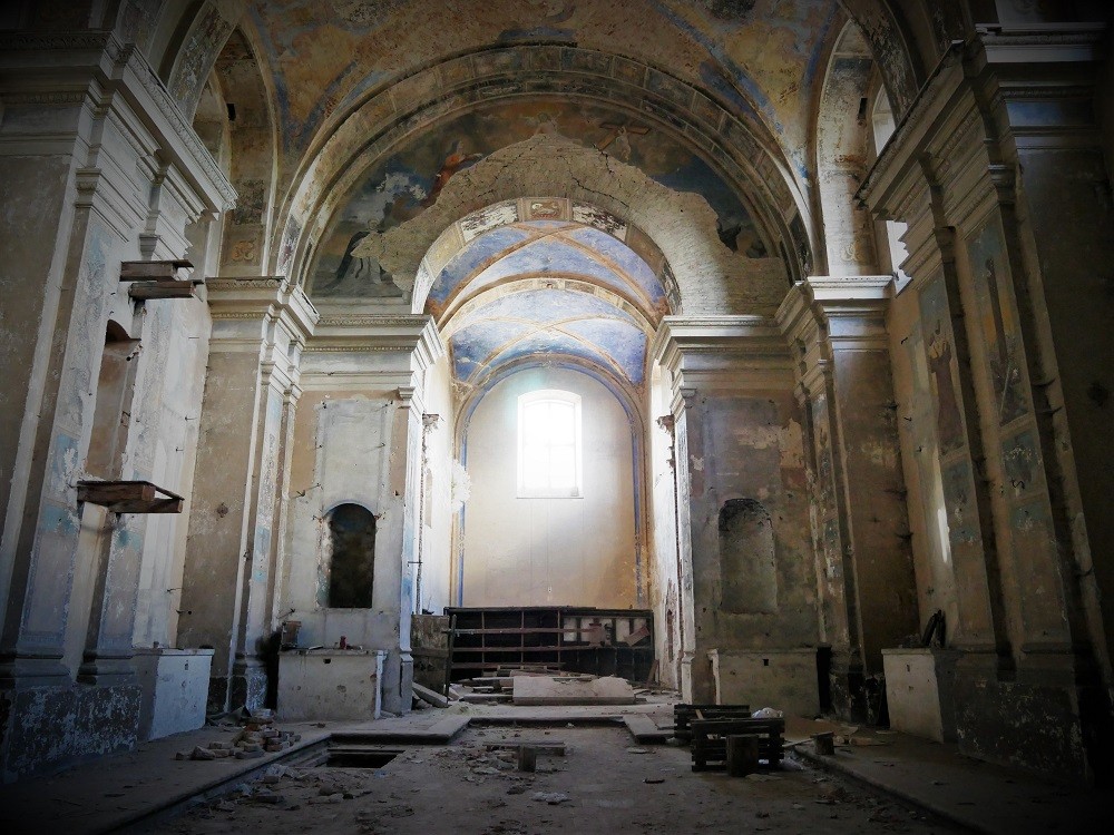 Fotografia przedstawiająca Restoration and reconstruction work on St Michael the Archangel Church in Rava Ruska, Ukraine