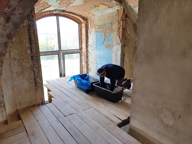 Photo montrant Saving the polychrome of the Tywrovo church in Ukraine
