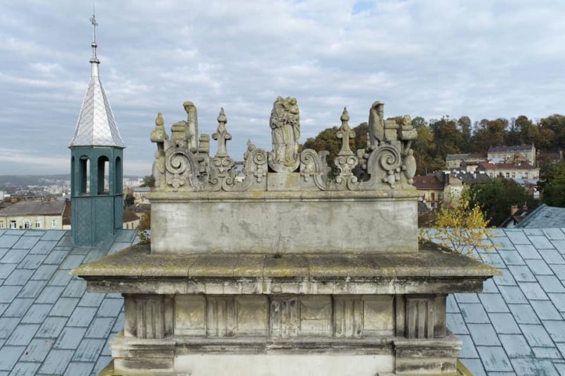 Fotografia przedstawiająca Protection of the cultural heritage of the cities of Lviv and Podkamień (Ukraine)