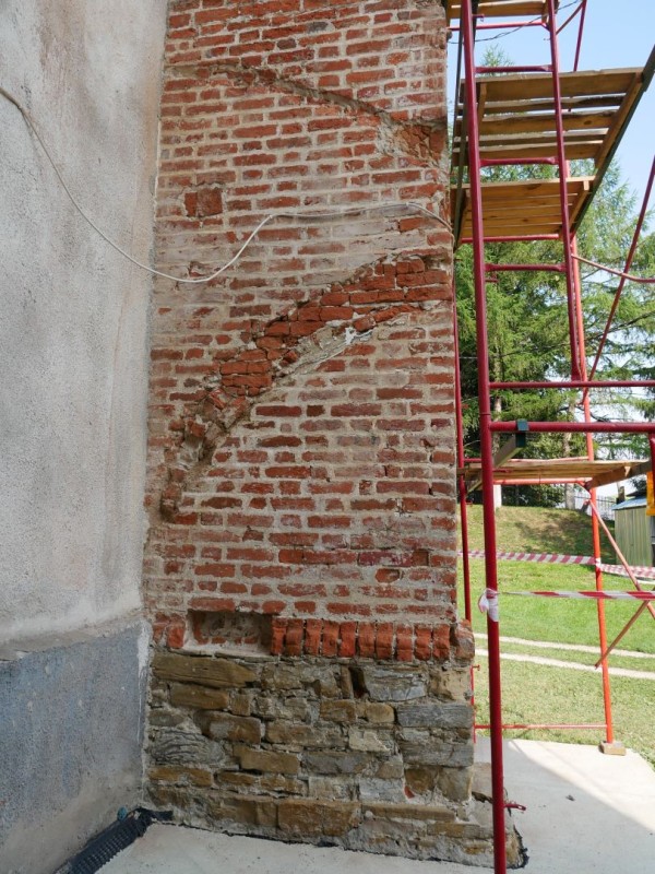 Photo showing Structural and conservation renovation of the façade of St Anne\'s Church in Ssiadovice, Ukraine - phase I