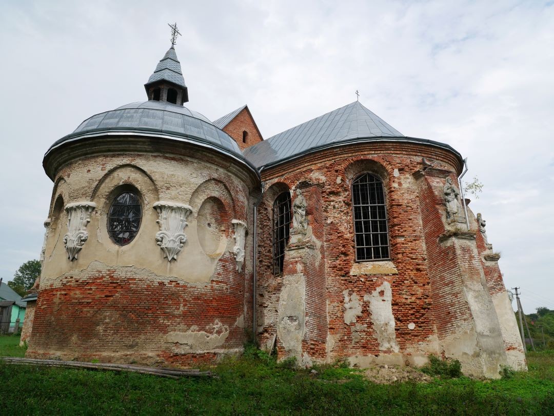 Fotografia przedstawiająca Projekt budowlano-konserwatorski oraz konstrukcyjny kościoła św. Michała Archanioła w Starej Soli, Ukraina