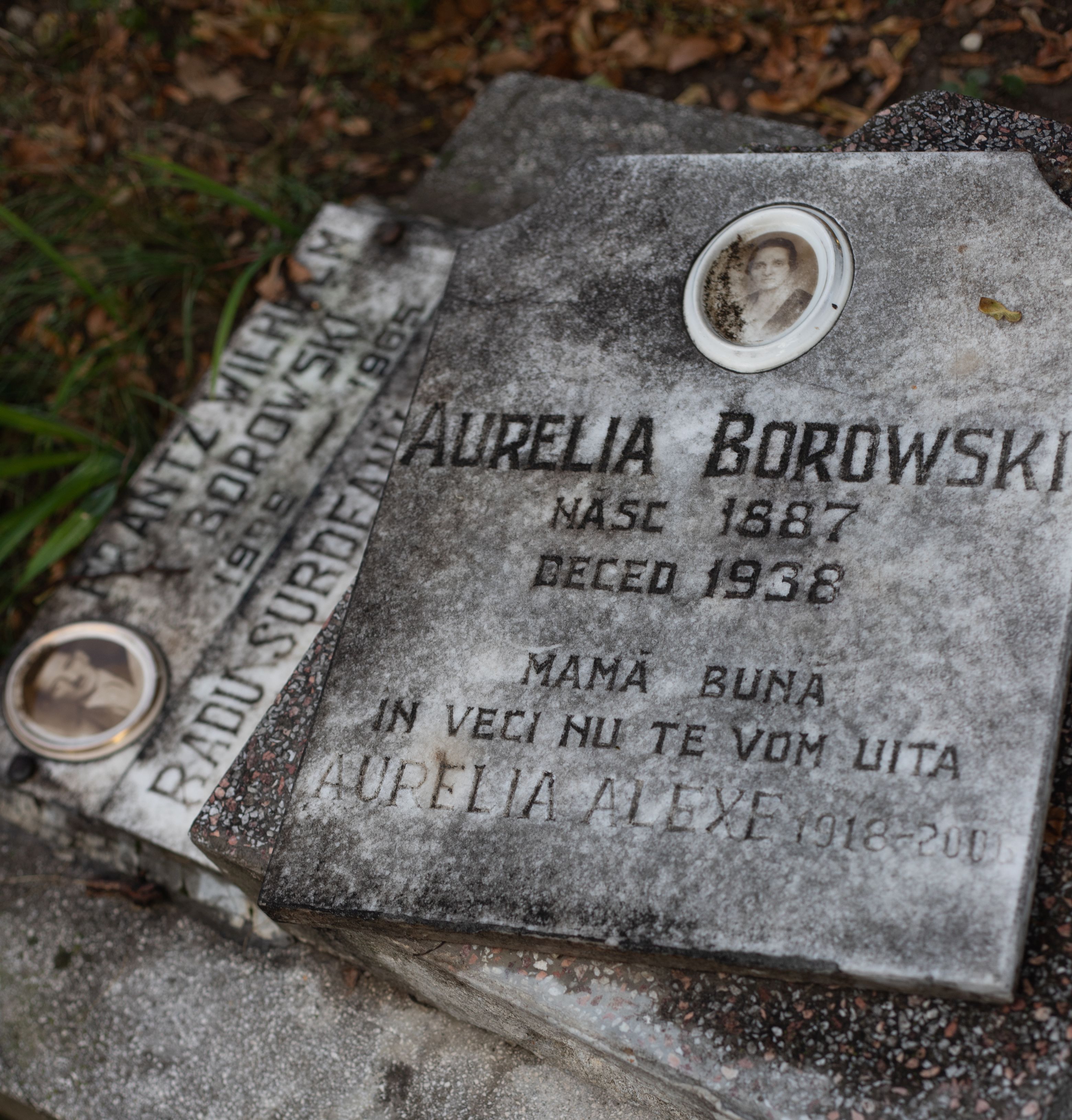 Fotografia przedstawiająca Nagrobek Aurelii Borowski cmentarzu Bellu w Bukareszcie