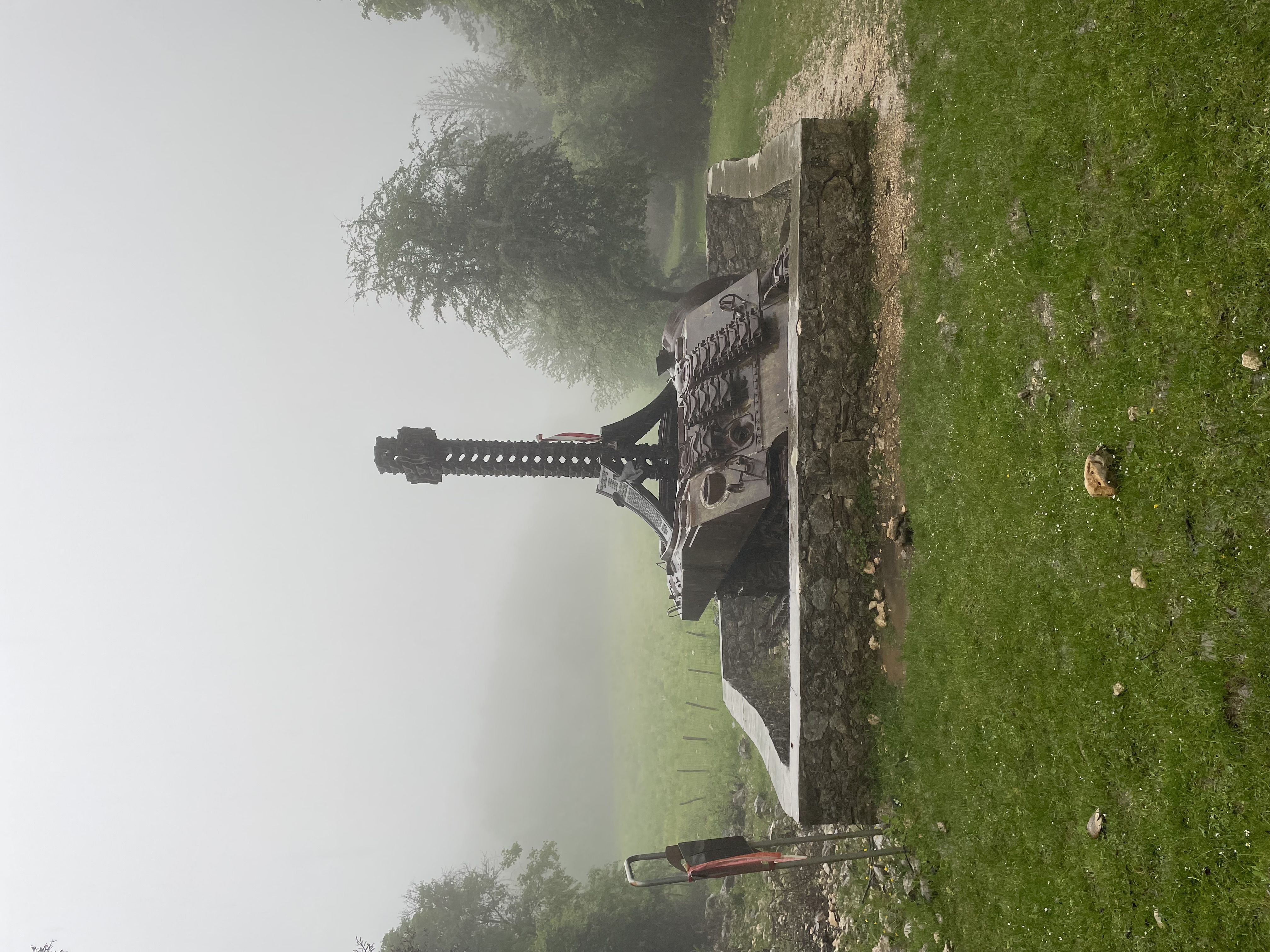 Fotografia przedstawiająca Pomnik 4. pułku pancernego \"Skorpion\" pod Monte Cassino