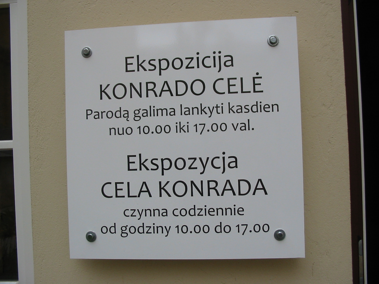 Fotografia przedstawiająca Cela Konrada w Wilnie