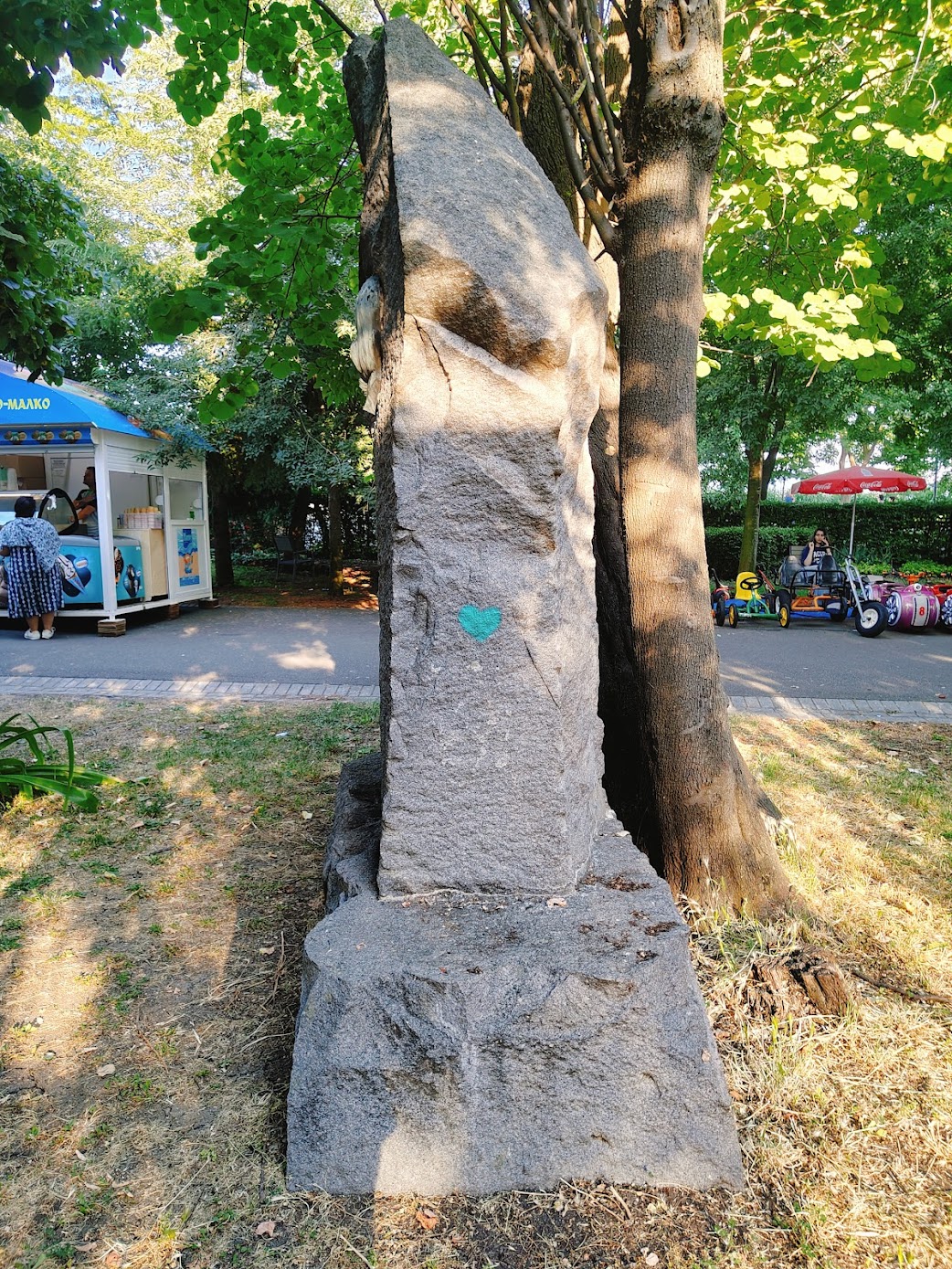 Fotografia przedstawiająca Pomnik Adama Mickiewicza w Burgas