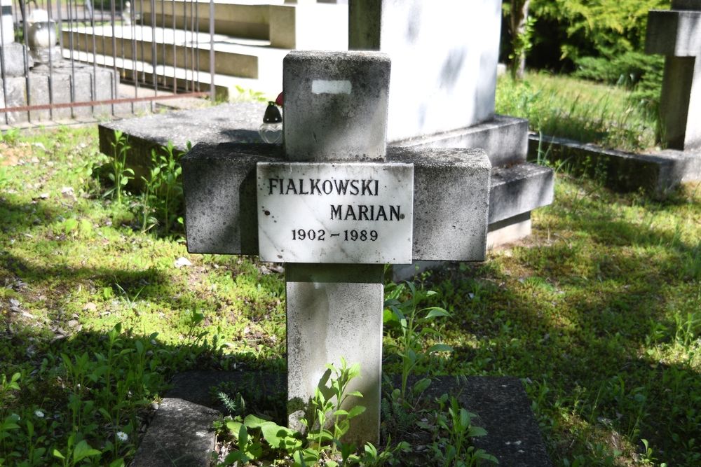 Photo montrant Tombstone of Marian Fialkowski