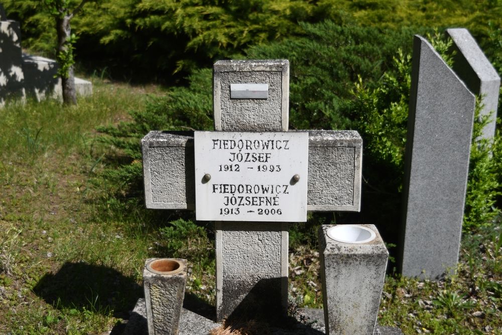Photo montrant Tombstone of Josef and Józefa Fiedorowicz