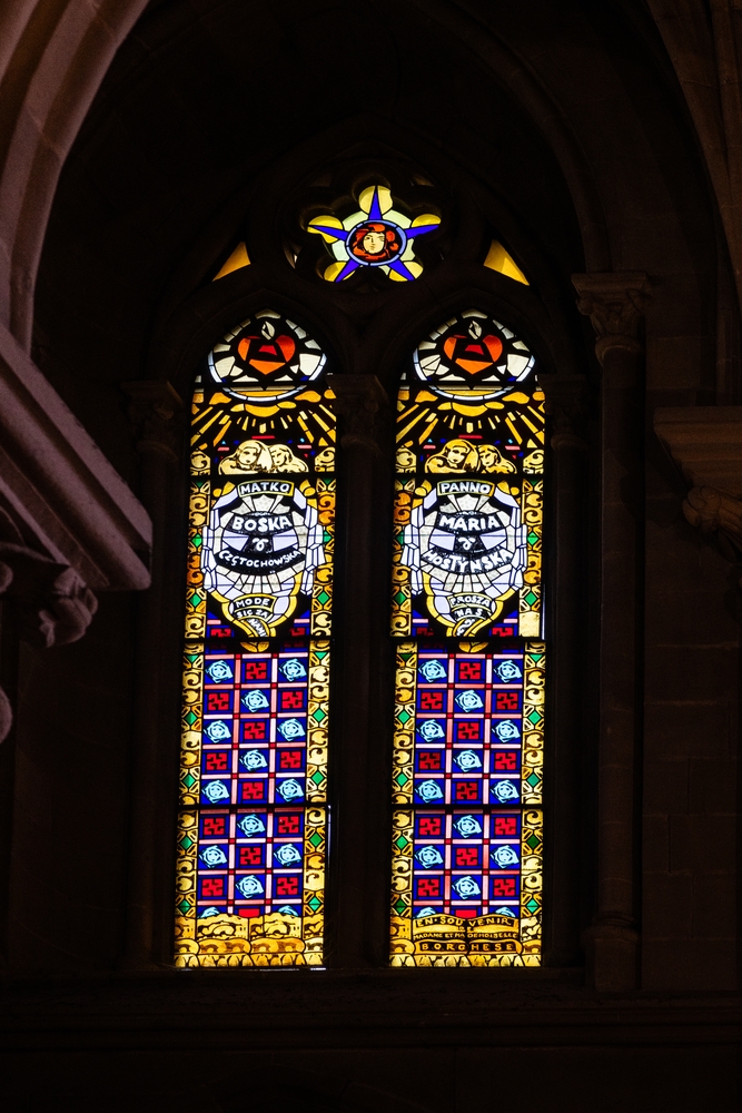 Fotografia przedstawiająca Polish stained glass window by Alexander Cingria in the Basilica of the Blessed Virgin Mary
