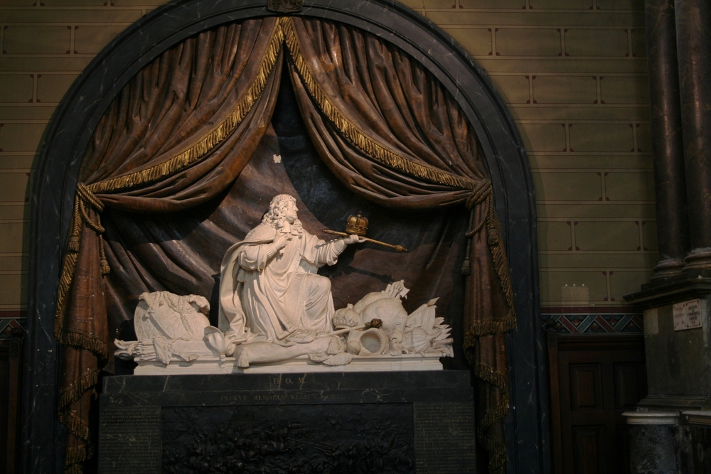 Fotografia przedstawiająca Monument to the heart of King John II Casimir Vasa in Paris