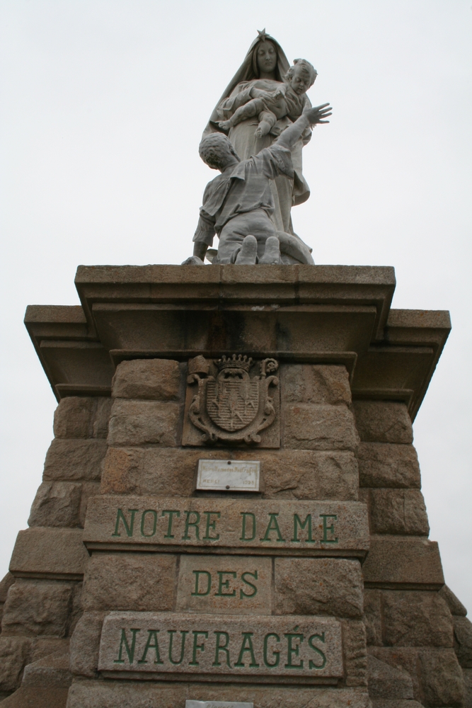 Photo showing Madonna of the Castaways with the Child at Cape Pointe du Raz