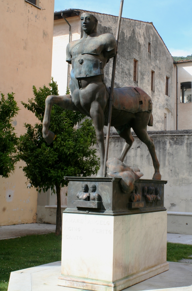 Fotografia przedstawiająca Igor Mitoraj\'s \'Centaur\' sculpture in Pietrasanta