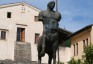 Photo montrant Igor Mitoraj\'s \'Centaur\' sculpture in Pietrasanta