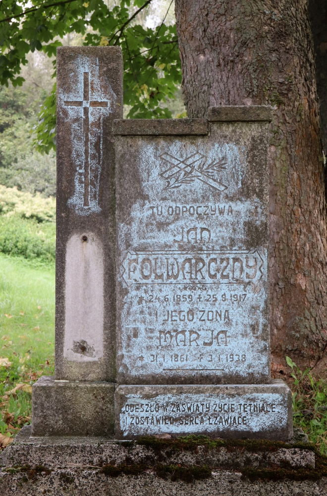 Photo montrant Tombstone of Jan and Maria Folwarczna