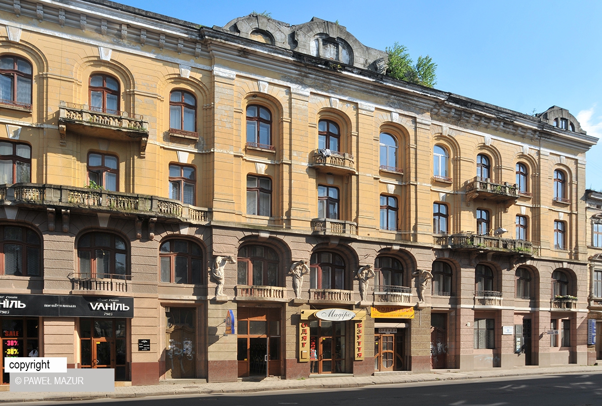 Photo showing Art Nouveau townhouses