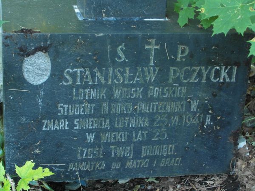 Fotografia przedstawiająca Grób żołnierza polskiego na cmentarzu Nowa Rossa