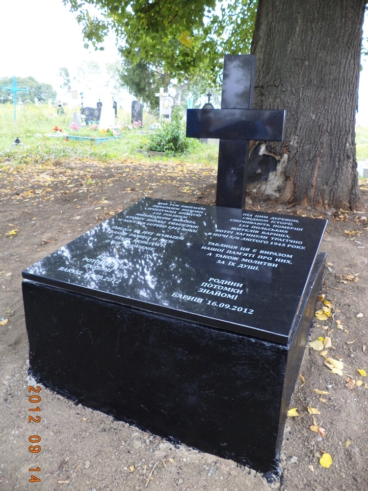 Fotografia przedstawiająca Grób ofiar Ukraińskiej Powstańczej Armii (UPA)