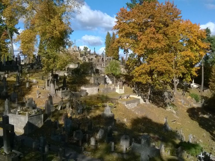 Fotografia przedstawiająca Wilno - cmentarz na Rossie