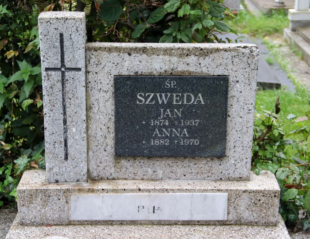 Photo montrant Tombstone of Anna and Jan Szwed