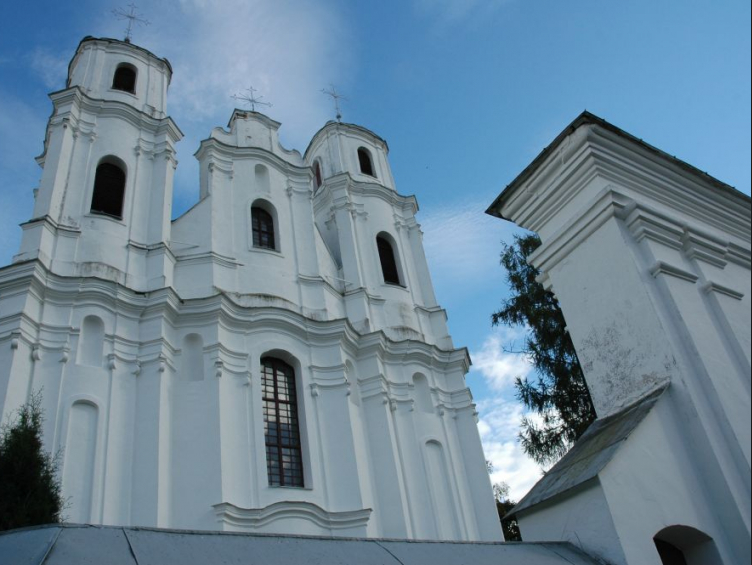 Fotografia przedstawiająca Przydrujsk (Piedruja) - kościół pw. Wniebowzięcia Najświętszej Marii Panny