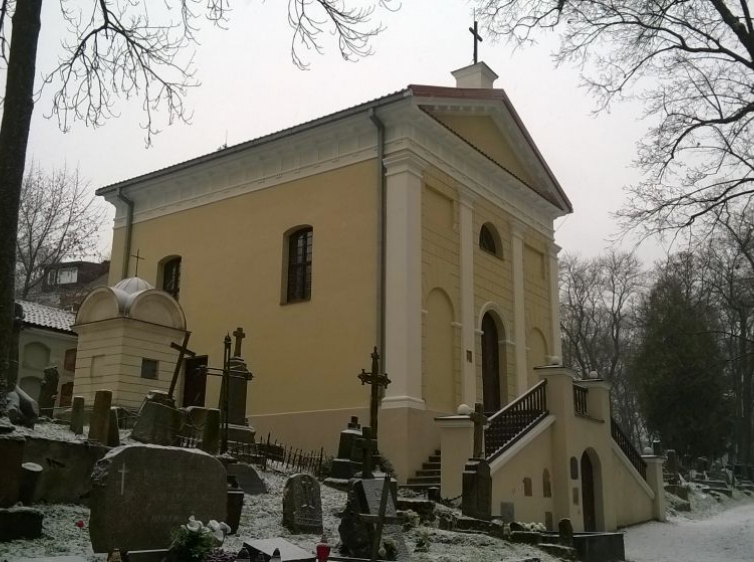 Fotografia przedstawiająca Cmentarz Bernardyński na Zarzeczu w Wilnie