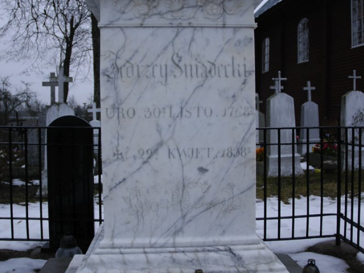 Fotografia przedstawiająca Tombstone of Jędrzej Śniadecki in Horodniki