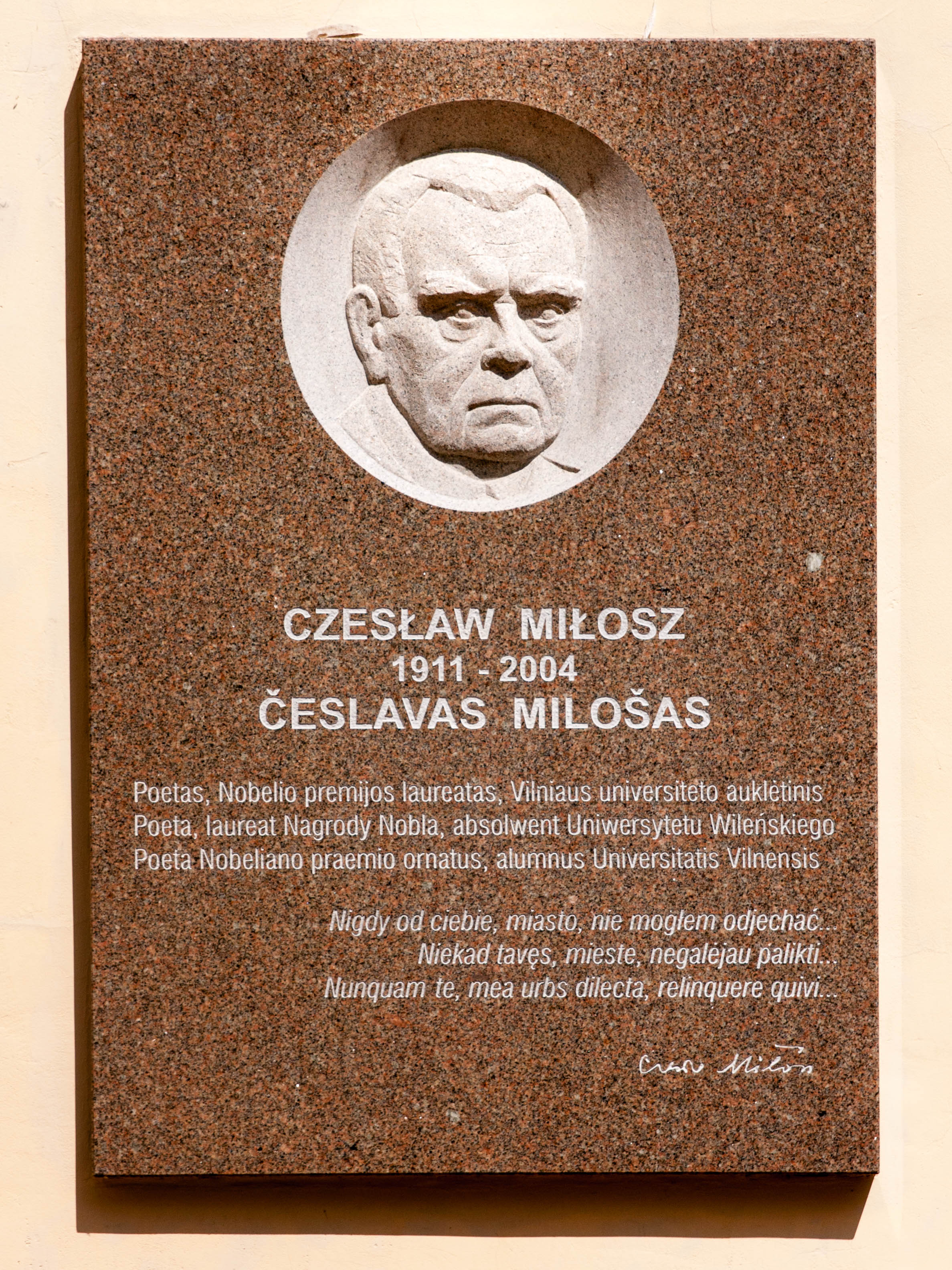 Photo showing \"The Last Citizen of the Grand Duchy\" - not only Lithuanian traces of Czeslaw Milosz