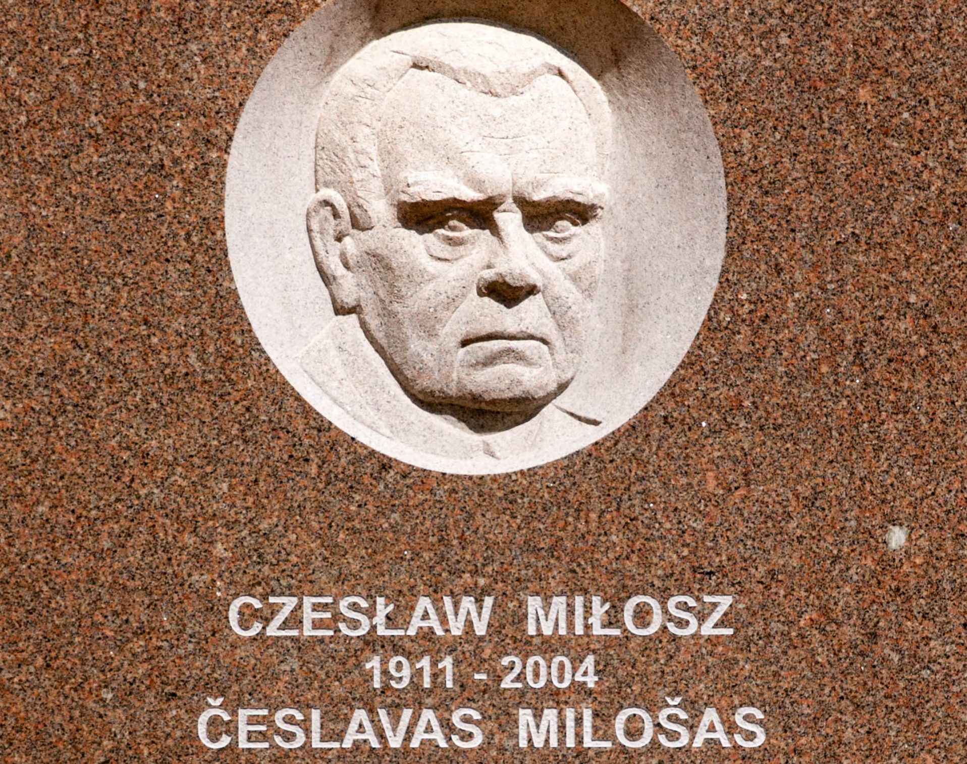 Photo showing \"The Last Citizen of the Grand Duchy\" - not only Lithuanian traces of Czeslaw Milosz