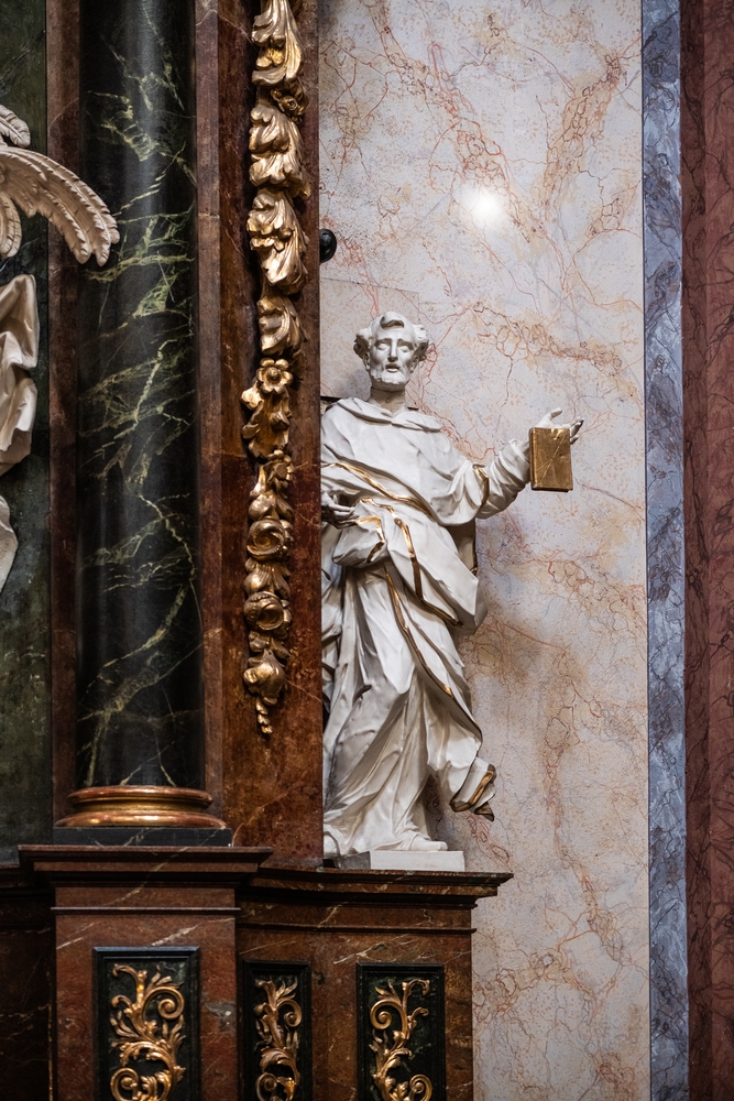 Photo montrant Side altar in St. Michael\'s Church in Olomouc