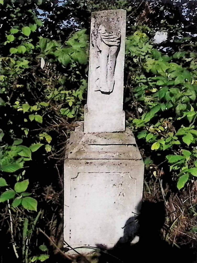 Photo montrant Tombstone of Wiktoria Kulczyk