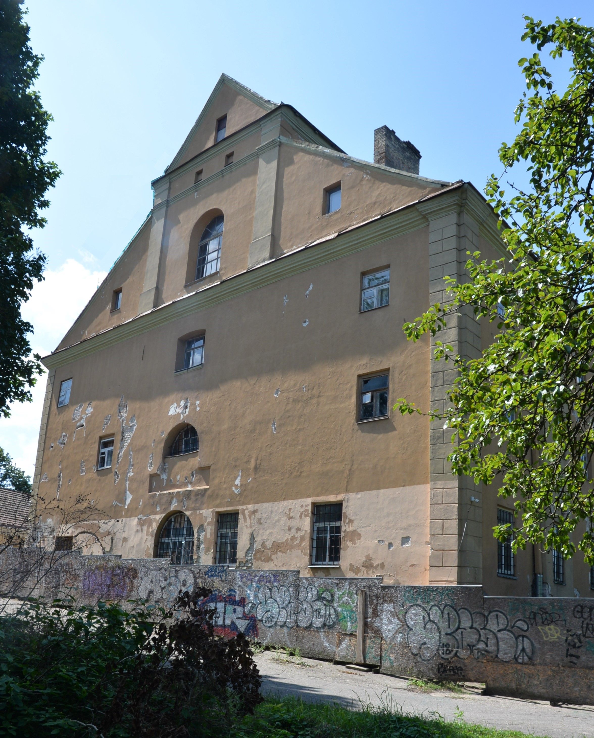 Fotografia przedstawiająca Kościół pw. Wniebowstąpienia Pańskiego i klasztor misjonarzy w Wilnie