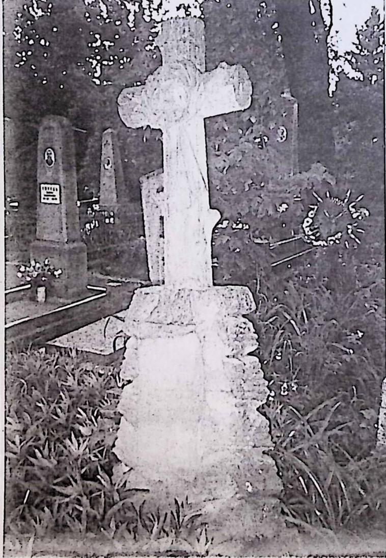 Fotografia przedstawiająca Tombstone of Julia Mytelska and Zuzanna Turlecka