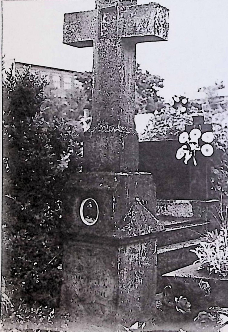 Photo showing Tombstone of Petronela Opacka