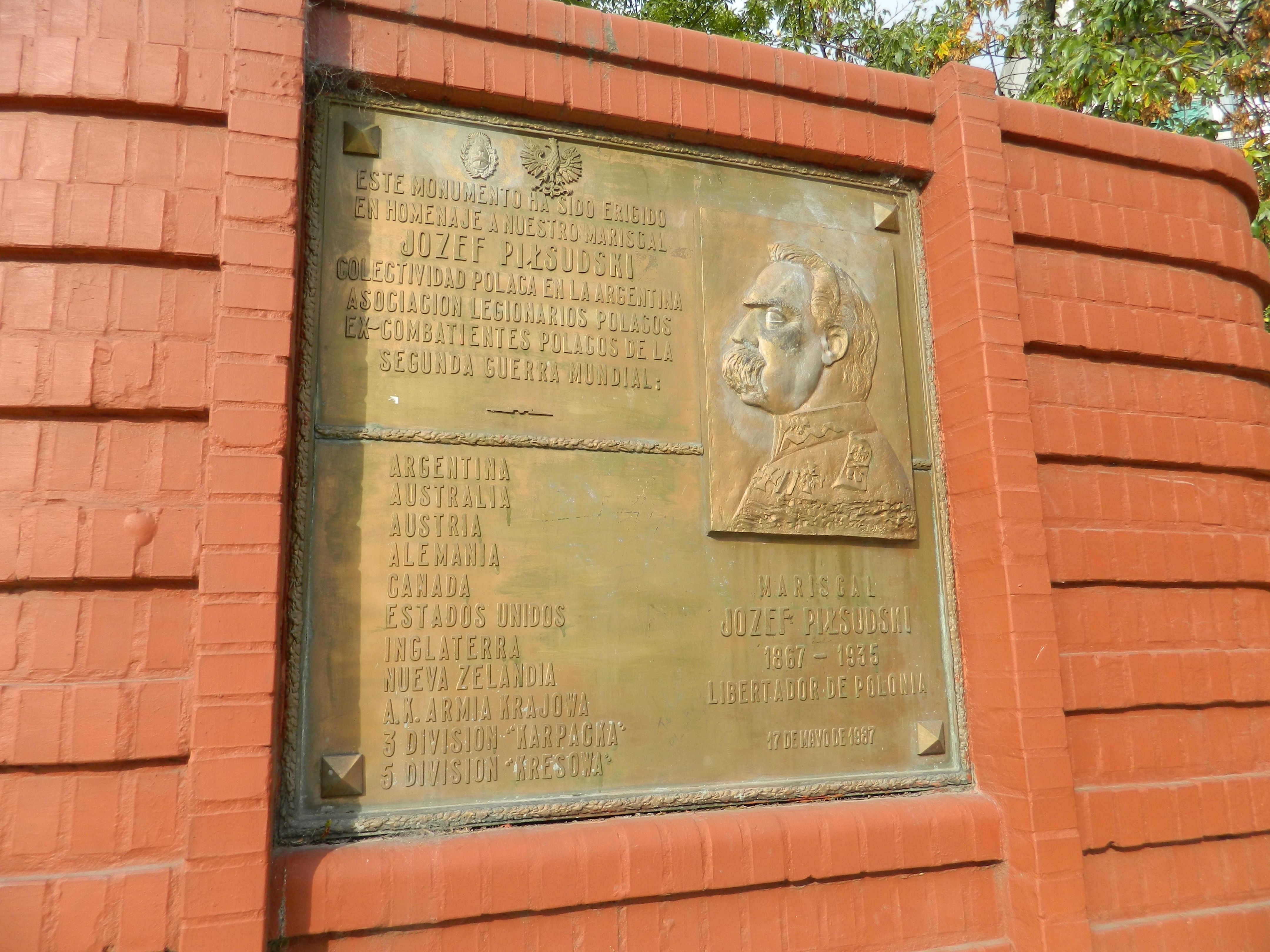 Fotografia przedstawiająca Plaque of Marshal Pilsudski in Buenos Aires