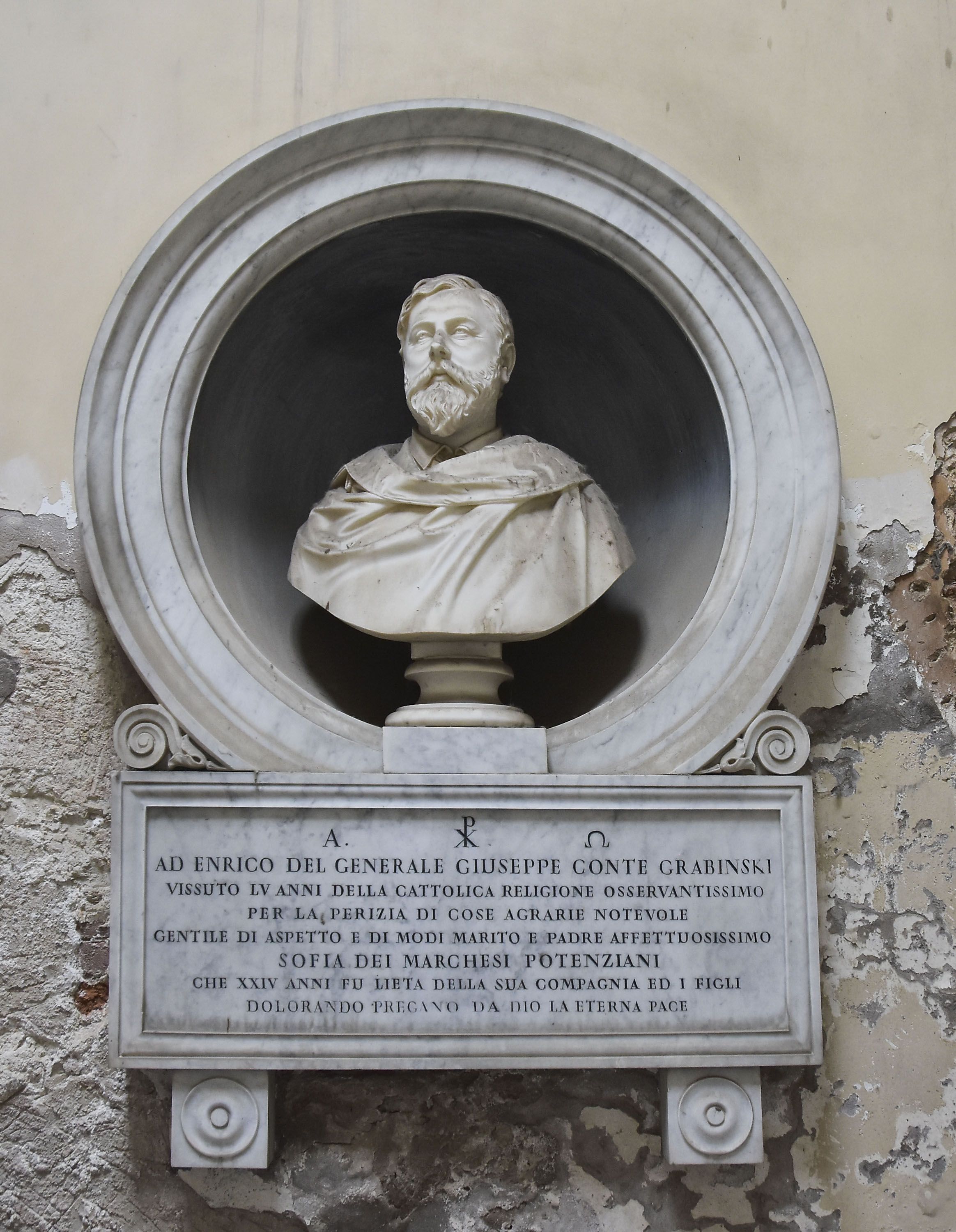 Fotografia przedstawiająca Chapel dedicated to Giuseppe Grabinski in the Certosa cemetery in Bologna