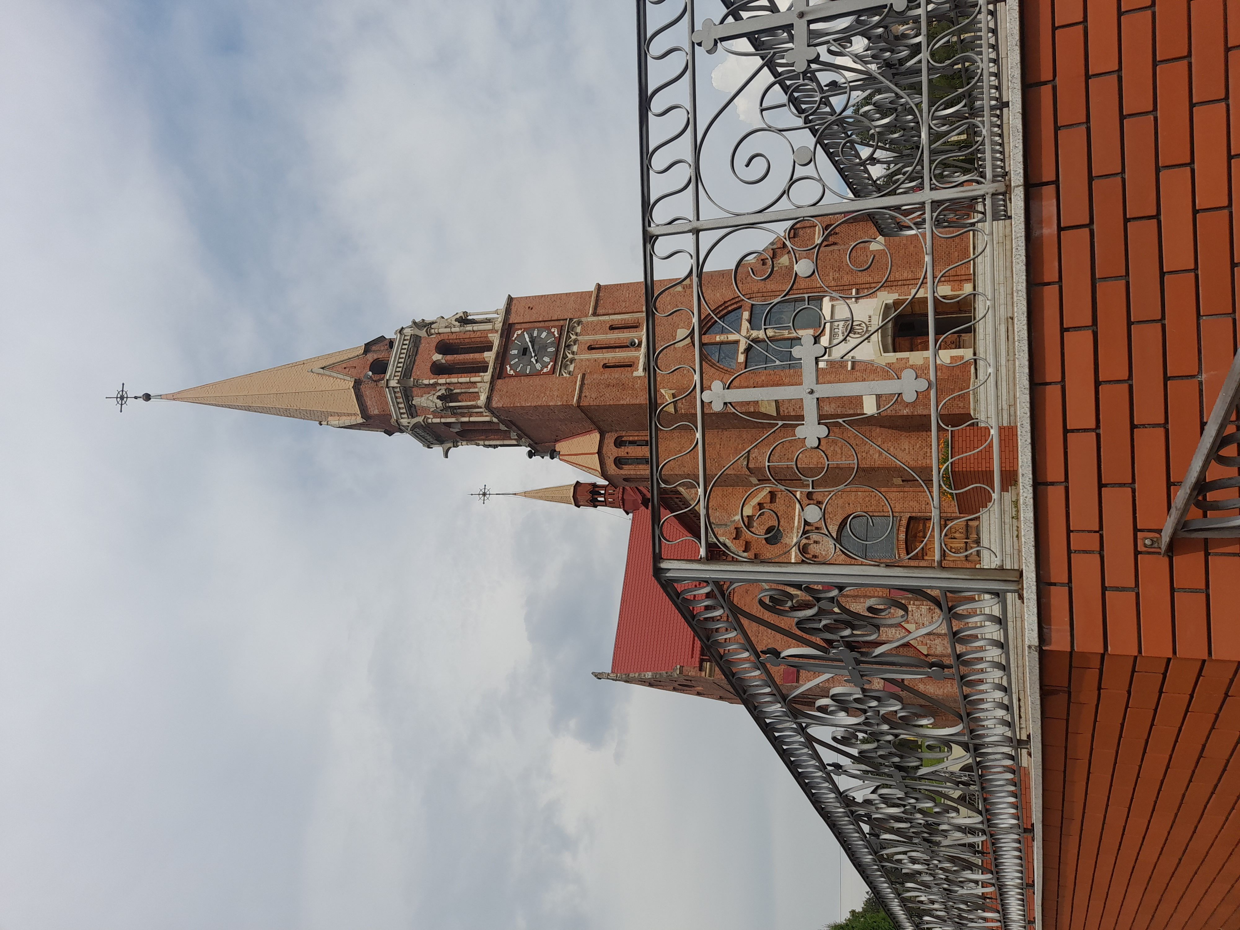 Fotografia przedstawiająca Basilica of the Assumption of the Blessed Virgin Mary in Cacica