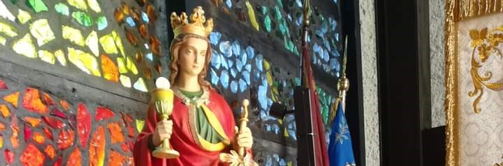 Fotografia przedstawiająca Statue of St Barbara in the church of St Elizabeth in Lens